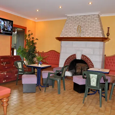 Hotel Du Commerce Et De Navarre Lourdes