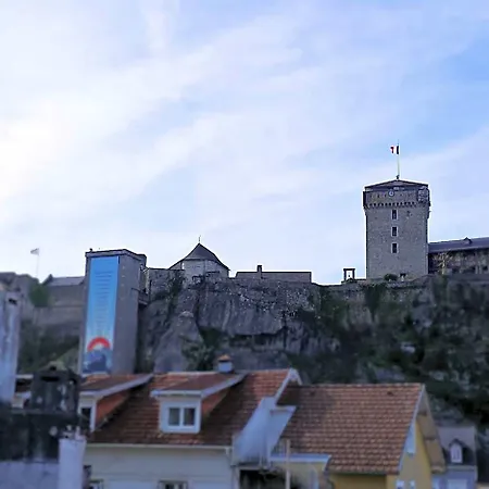 Hotell Du Commerce Et De Navarre 2*