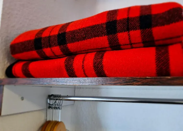 Hotel Du Commerce Et De Navarre